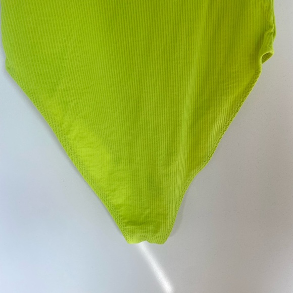 Lime green/yellow ribbed bodysuit - Picture 3 of 3